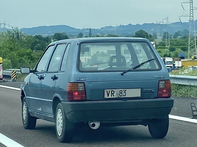 www.targhenere.net/gallery2/wp-content/uploads/2026/04/fiat_uno60s_smart_vr83_teoperry_tn87408.jpg