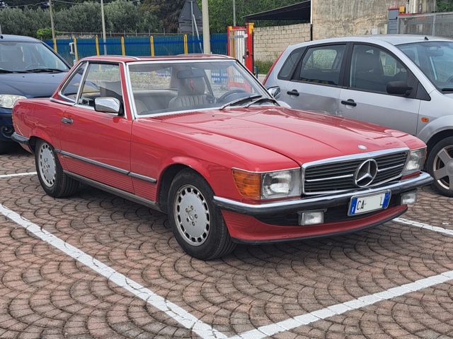 www.targhenere.net/gallery2/wp-content/uploads/2026/04/mercedes_300_sl_2.jpg