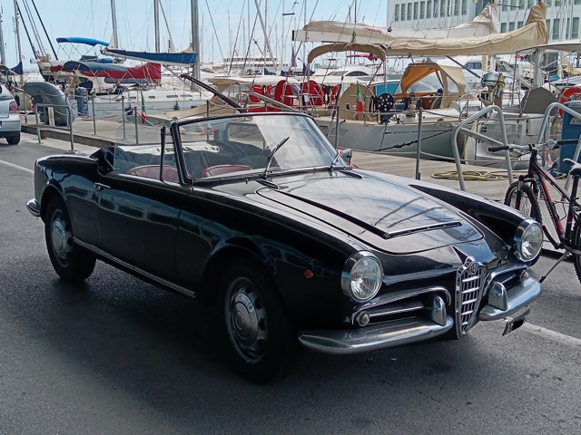 www.targhenere.net/gallery2/wp-content/uploads/2026/06/alfa_romeo_giulia_spider_giu26_front.jpg