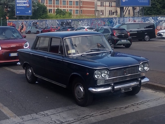 www.targhenere.net/gallery2/wp-content/uploads/2026/06/fiat1500cspinteant.jpg