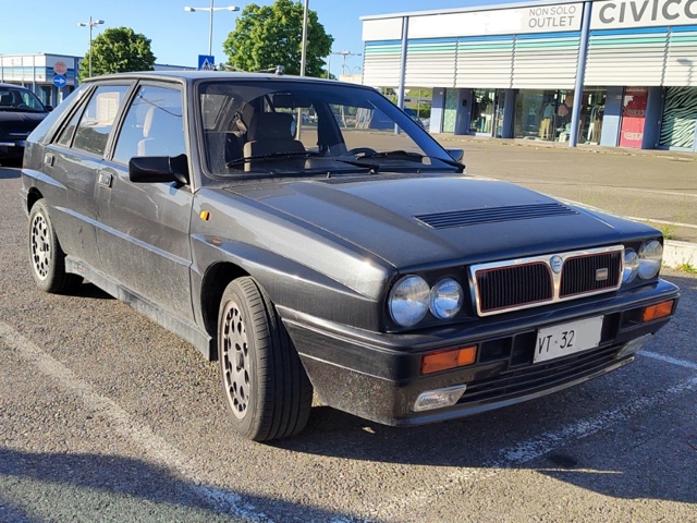 www.targhenere.net/gallery2/wp-content/uploads/2026/06/lancia_delta_vt32.jpg