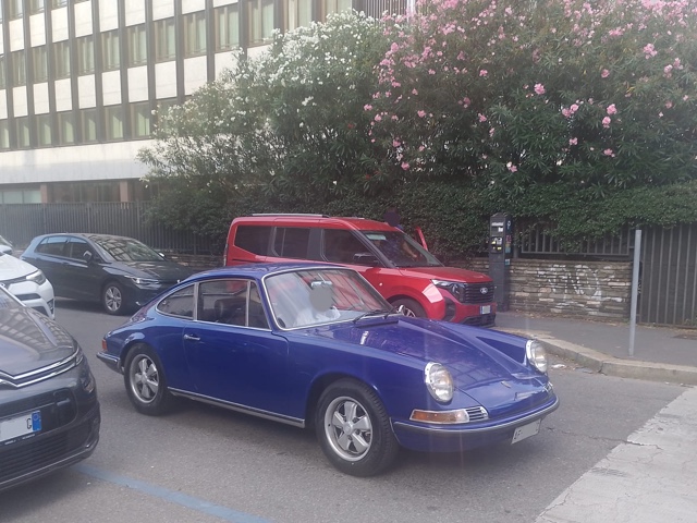 www.targhenere.net/gallery2/wp-content/uploads/2026/06/porsche911spinte02.jpg