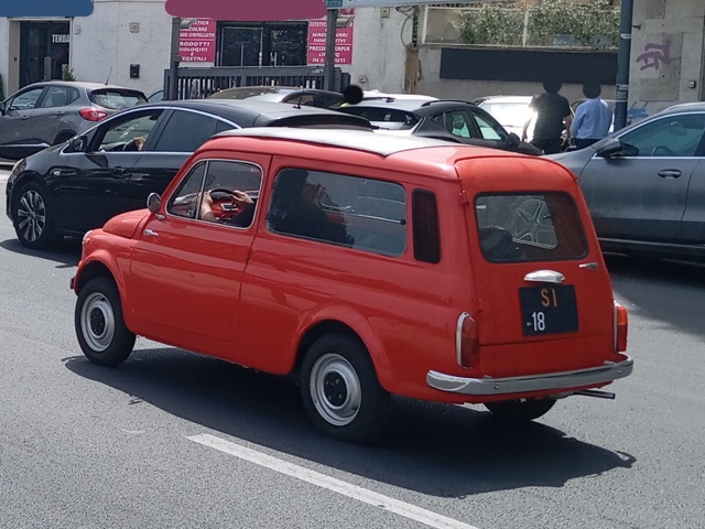 www.targhenere.net/gallery2/wp-content/uploads/2026/07/autobianchi_giardiniera_77_strabuzov_tn36350.jpg