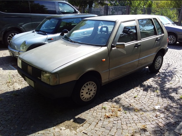www.targhenere.net/gallery2/wp-content/uploads/2026/07/fiat_uno_60_s_1988_1993_2.jpg