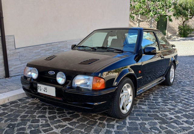 www.targhenere.net/gallery2/wp-content/uploads/2026/07/ford_escort_mk3_rs_turbo_-_1990_1.jpg