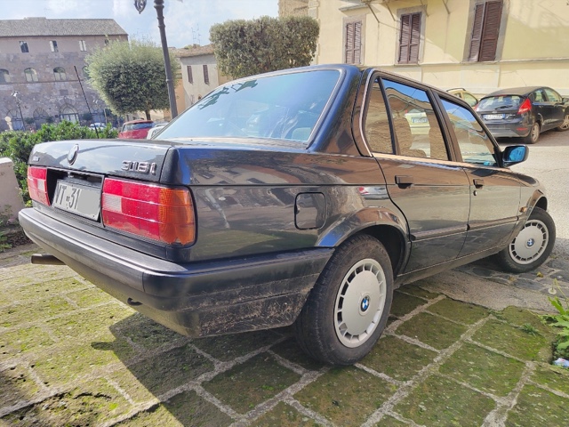 www.targhenere.net/gallery2/wp-content/uploads/2026/08/bmw_e30_vt31.jpg