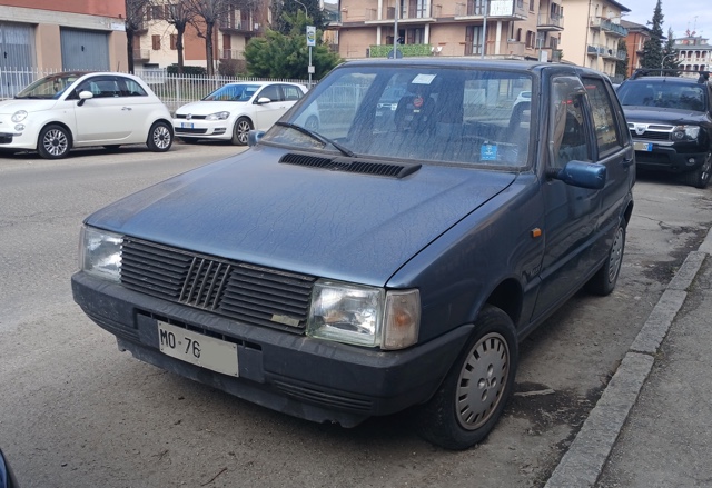 www.targhenere.net/gallery2/wp-content/uploads/2026/10/fiat_uno_60_s_smart_1988_3.jpg