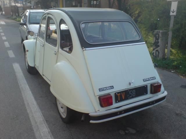 www.targhenere.net/images/001/2cv6specsiletv_zpsjxubrstc.jpg