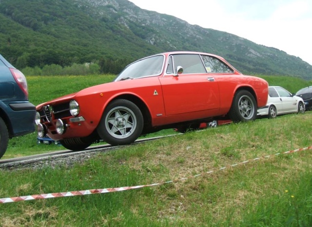 www.targhenere.net/images/001/alfa_romeo_giulia_gt_1300_junior_1977_2_zpsq6mo1ksj.jpg