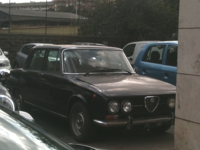 www.targhenere.net/images/001/alfaromeo2000francesco7820141125_zps76ee5c77.jpg