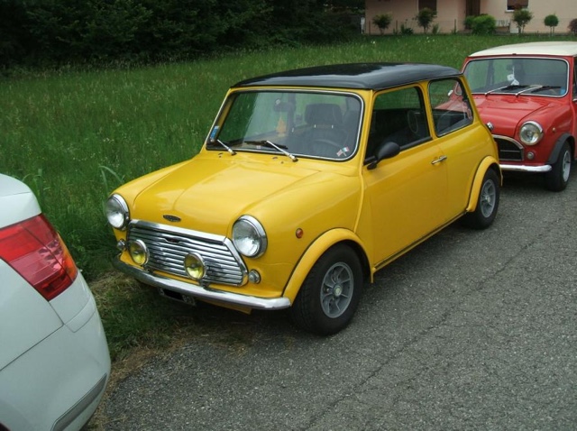 www.targhenere.net/images/001/austin_mini_cooper_1970_2_zpsz4xrjboq.jpg