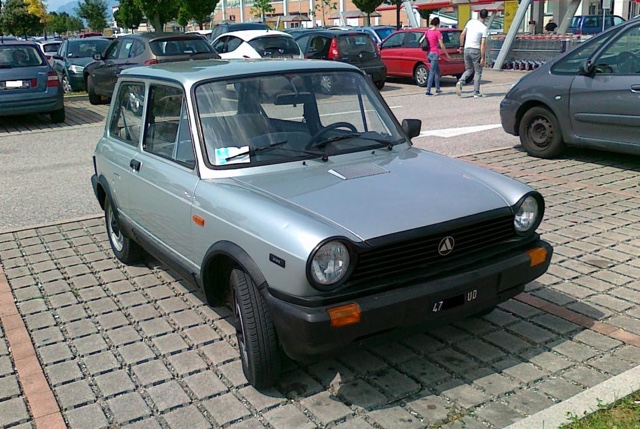 www.targhenere.net/images/001/autobianchi_a112_junior_1984_2_zpsqzxbmmmc.jpg