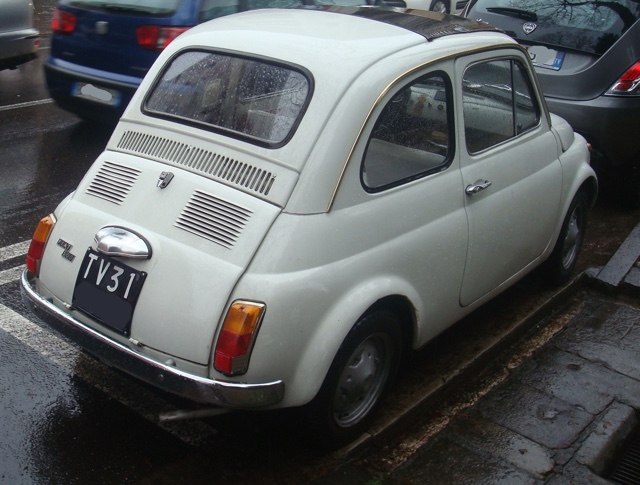 www.targhenere.net/images/001/fiat500r-1975bianca_siralec_tn8749_zpsssczo5ui.jpg