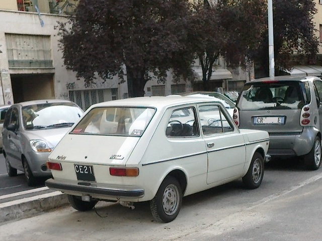 www.targhenere.net/images/001/fiat_127_92_zpsbf3rwfqs.jpg
