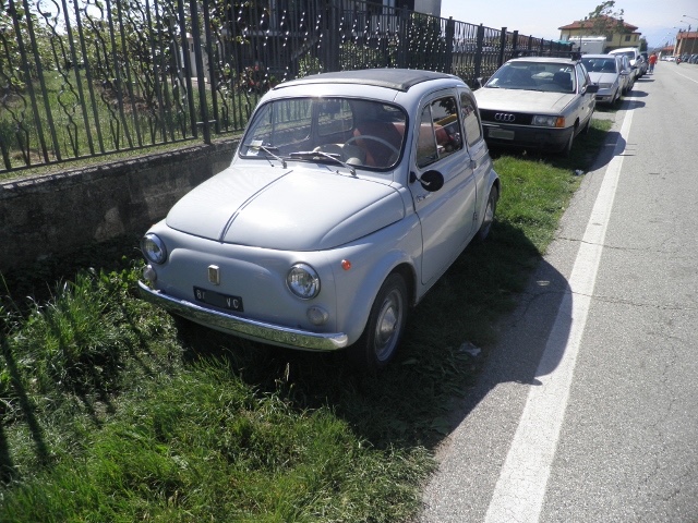 www.targhenere.net/images/001/fiat_500_d_1963_zpso068tsuo.jpg