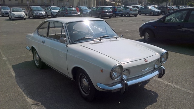 www.targhenere.net/images/001/fiat_850_sport_coup_1970_1_640x360_zpsuvon7wki.jpg