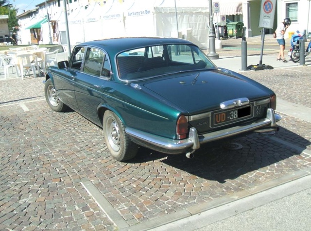 www.targhenere.net/images/001/jaguar_xj_42_1980_deltago_tn26727_zpsov3mmpnd.jpg