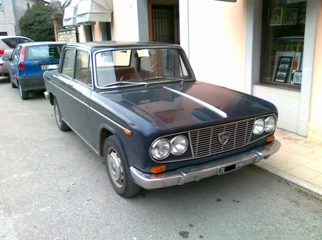 www.targhenere.net/images/001/lancia_fulvia_1100_1964_2_zpsvrn0ye5h.jpg