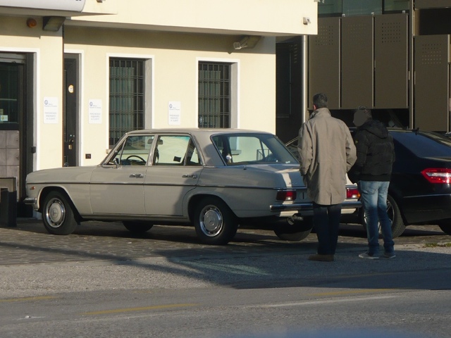 www.targhenere.net/images/001/mercedes3_zpse980c2cd.jpg