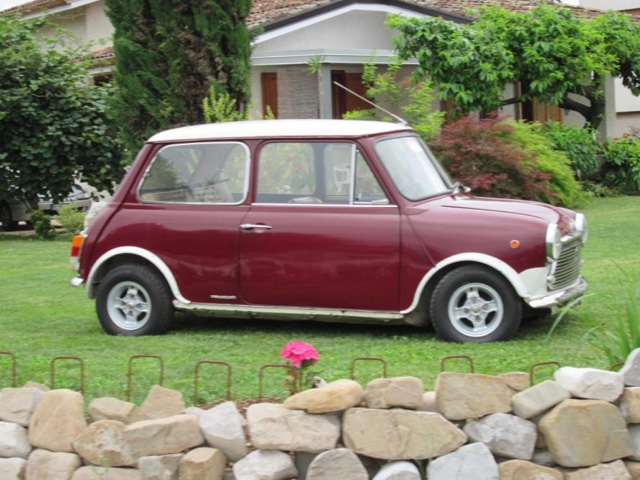 www.targhenere.net/images/001/mini_cooper_1971_2_zpsedwmg6o0.jpg