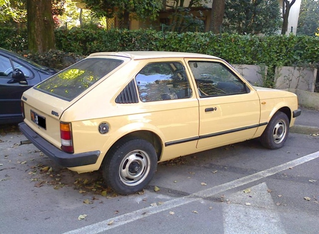 www.targhenere.net/images/001/opel_kadett_12_3p_1980_3_delatgo_tn395_zpsba3a5440.jpg