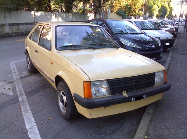 www.targhenere.net/images/001/opel_kadett_12_3p_1980_4_deltago_tn395_zps5ad78714.jpg