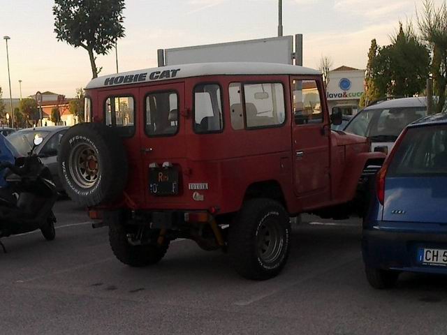 www.targhenere.net/images/001/toyota_landcruiser_08_zpstniclqsr.jpg