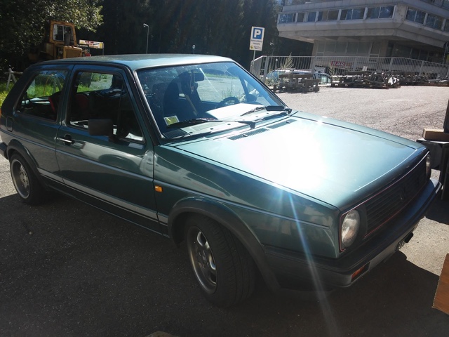 www.targhenere.net/images/001/vw_golf_-_ud_48_-_fronte_oinotna_tn35413_zpsq26khk9p.jpg