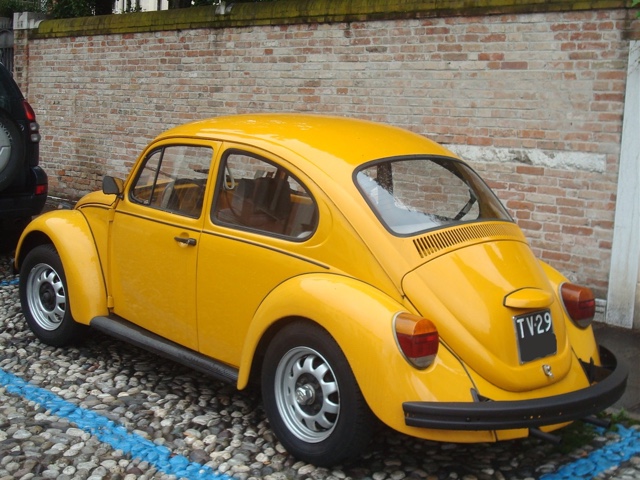 www.targhenere.net/images/001/vwmaggiolino-1974_siralec_tn5742_zpshwtkd6vx.jpg
