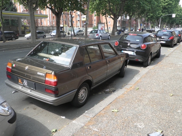 www.targhenere.net/images/002/alfa_romeo_giulietta_16-84_1_zpsjdx9oogu.jpg