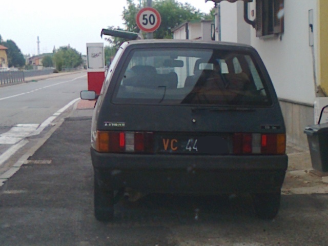 www.targhenere.net/images/002/autobianchi_y101985_zpsopnh8emx.jpg