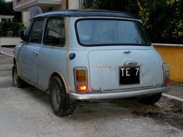 www.targhenere.net/images/002/copia_di_innocenti_mini_cooper_72_ap_tn10163_zps4ae8f789.jpg