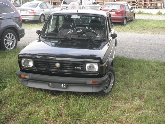 www.targhenere.net/images/002/fiat_127_sport_1981_1_zpsrmqahsvl.jpg