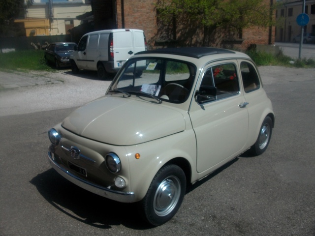 www.targhenere.net/images/002/fiat_500_-_ra_11_-_fronte_zpsqmi1sct9.jpg