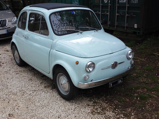 www.targhenere.net/images/002/fiat_500_-_ra_8_-_fronte_zpslgdc9w2t.jpg