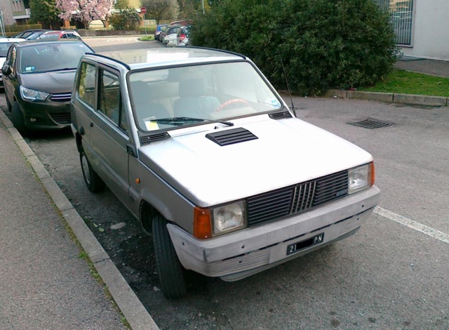 www.targhenere.net/images/002/fiat_panda_45_s_2_deltago_tn785_zpscra7iu2b.jpg
