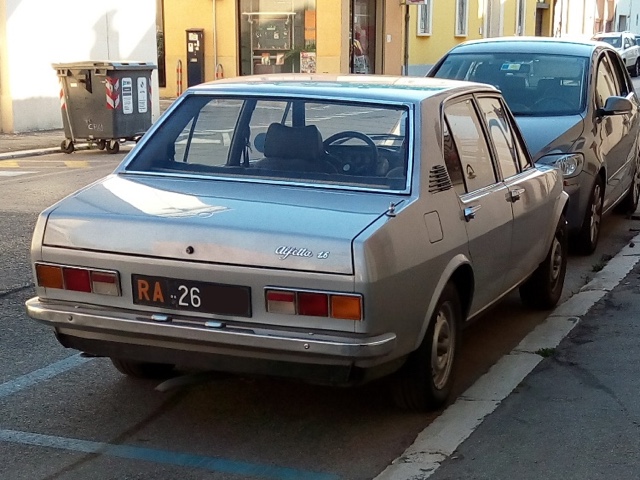 www.targhenere.net/images/002/img_20150622_082605_biturbo_tn24311_zpsyfm2crsj.jpg
