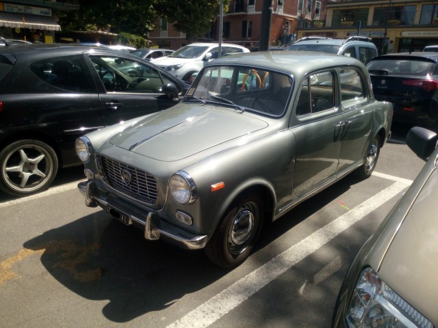www.targhenere.net/images/002/lancia_appia2_small_zpsrnnajg7v.jpg
