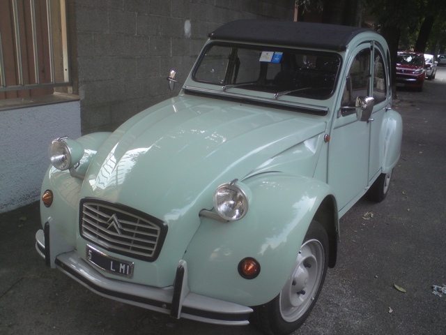 www.targhenere.net/images/003/2cv_2_zps839269b0.jpg
