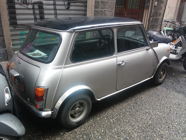 www.targhenere.net/images/003/austin_mini_-_ge_92_-_retro_oinotna_tn7582_zpsvmnfzpxf.jpg