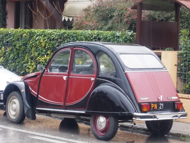 www.targhenere.net/images/003/citroen2cv6charleston-1985_siralec_tn908_zpsvfzkuey8.jpg