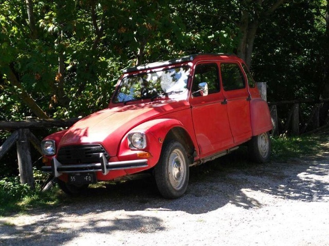 www.targhenere.net/images/003/citroen_dyane_1983_sierra_l_2_zpsnaj6op6p.jpg
