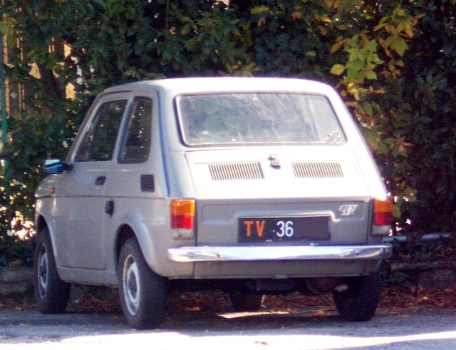 www.targhenere.net/images/003/fiat126-1976grigia_siralec_tn32422_zpswdewkeg3.jpg