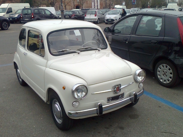 www.targhenere.net/images/003/fiat_600_d_2_zps5dhznv8q.jpg