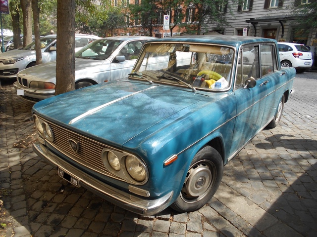 www.targhenere.net/images/003/lancia_fulvia_giu_16_front_blowup_tn13040_zpsm0dqlotm.jpg