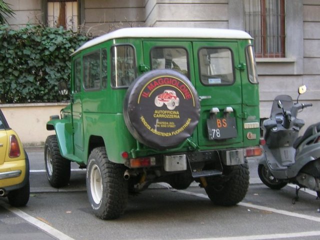 www.targhenere.net/images/003/landcruiser82_tn12876_zpstxcvorvu.jpg