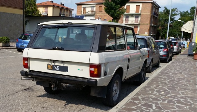 www.targhenere.net/images/003/rangerover_biohazard_tn3287_zps936be32f.jpg
