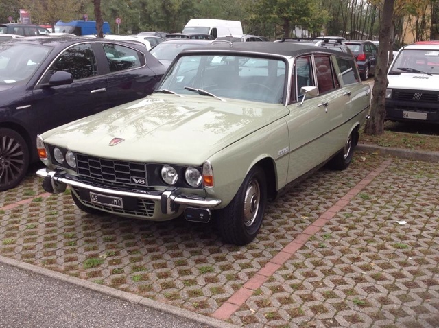 www.targhenere.net/images/003/rover3500breakant_zps04abde15.jpg