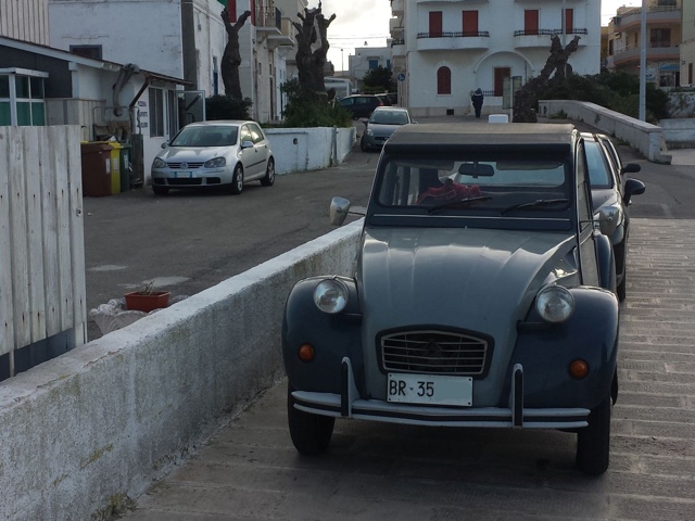 www.targhenere.net/images/003/targhe_nere_068_cropped_zpsi00uyszz.jpg
