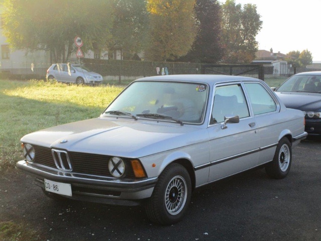 www.targhenere.net/images/004/IMG_7208_zpsppn8lqi2.jpg